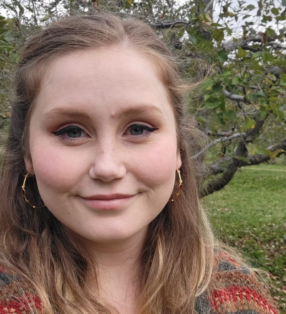 aurora-johnson-headshot2